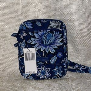 NWT Beautiful Vera Bradley Mini Hipster Tropical Tapestry #14414-P72.